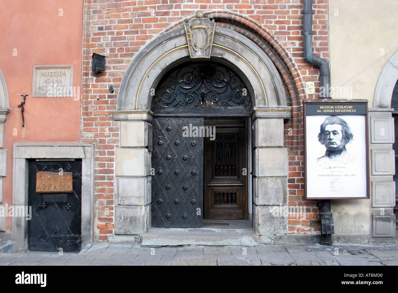 Eingang zum Literaturmuseum widmet sich Adam Mickiewicz Stockfoto