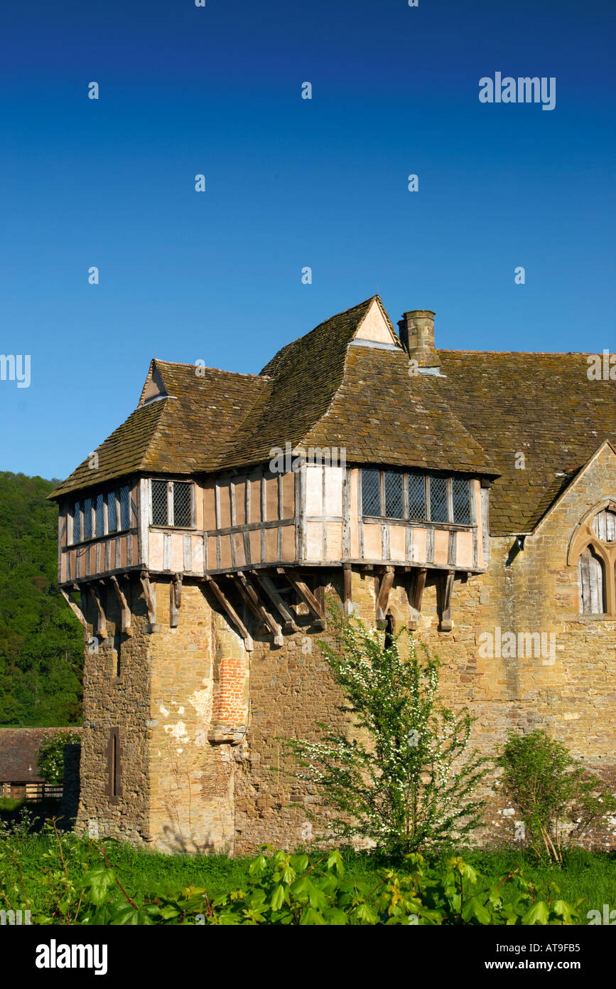 Stokesay Schloß Shropshire England befestigten 13. Jahrhundert Herrenhaus, jetzt im Besitz von English Heritage Stockfoto