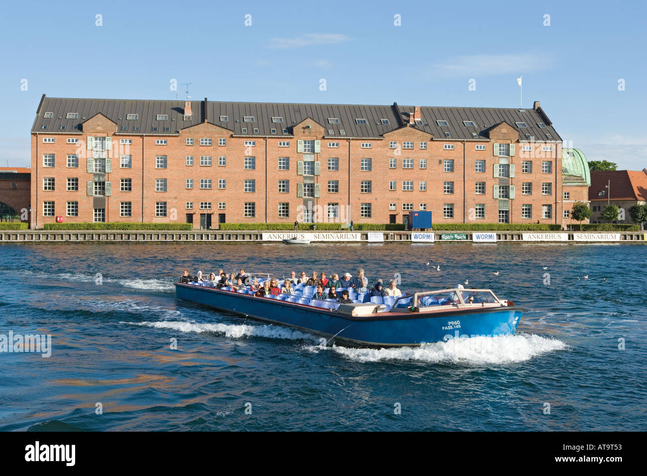 Kopenhagen Dänemark Ausflugsboot auf Inderhavnen Kanal Stockfoto