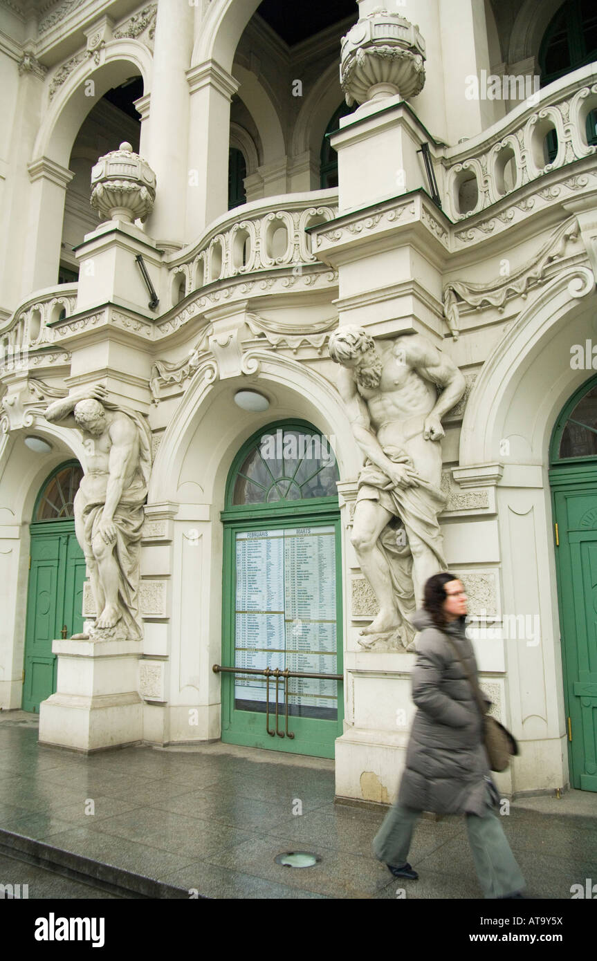 Jugendstil-Architektur in der Altstadt von Riga, der Hauptstadt von Lettland zu sehen Stockfoto