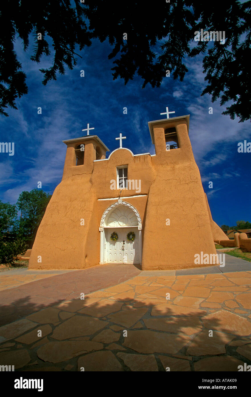 Missionskirche San Francisco de Asis, Plaza, Ranchos de Taos, Taos, Taos County, New Mexico, USA, Nordamerika Stockfoto