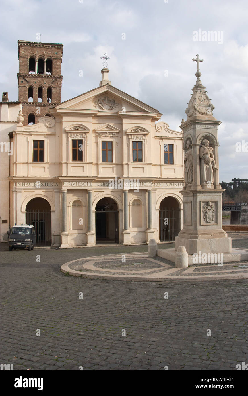 Piazza Di S Bartolomeo All Isola Isola Tiberina Rom Stockfoto