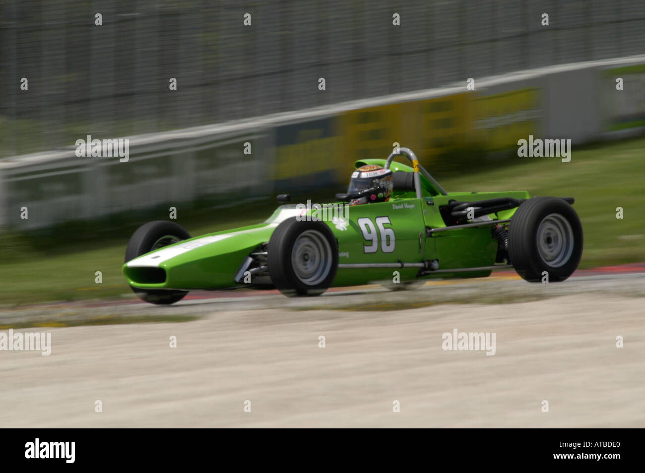 Daniel Hays Rennen seine 1972 Titan Mk VIb bei der SVRA Vintage GT Challenge in Road America 2004 Stockfoto