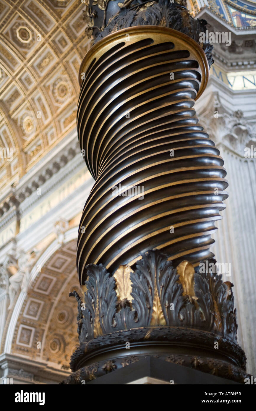 Detail der Berninis verdrehten Spalte aus der Baldacchino, Petersdom