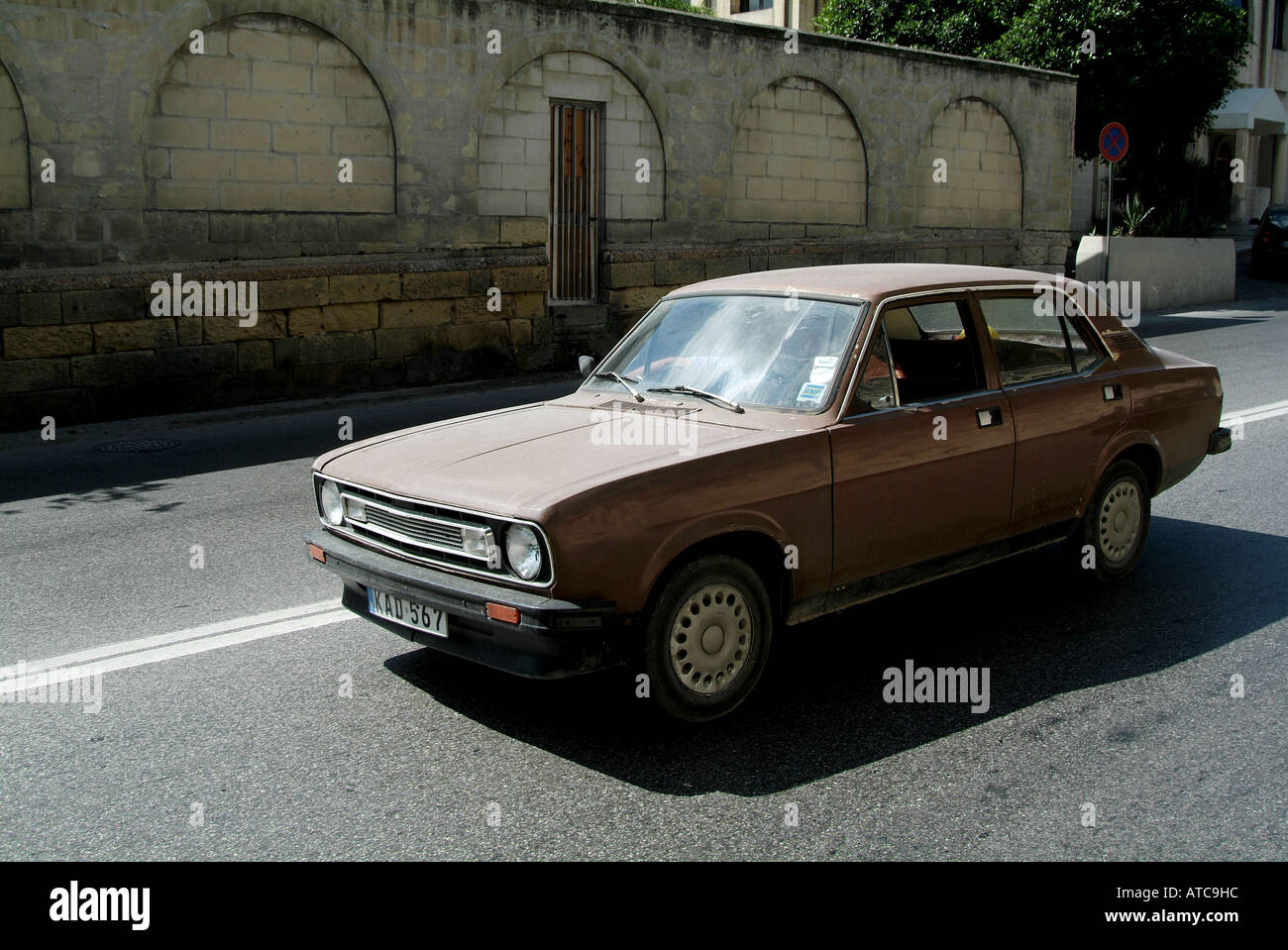 Morris, Marina, braun, Auto, Müll, Brite/Britin, Auto, Leyland, BL, 70er Jahre, auf Malta, Stockfoto