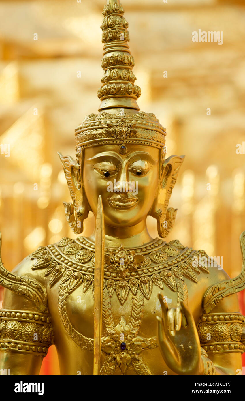 Buddha-Statue im Tempel Doi Suthep in Chiang mai Stockfoto