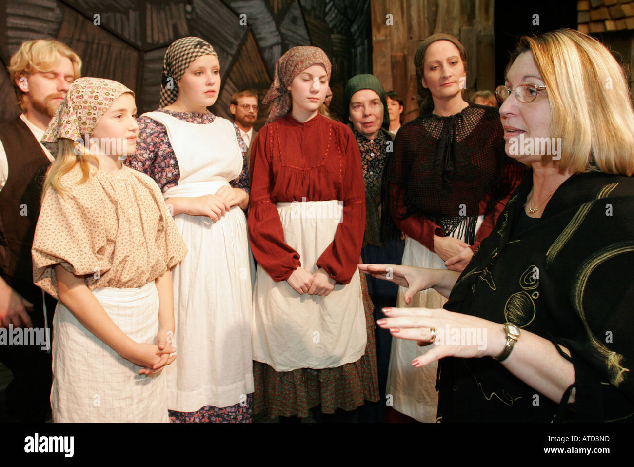 Indiana, Porter County, Chesterton, 4th Street Theatre, Theater, Fiddler auf dem Dach, Schauspieler, Schauspielerin, Bühne, Charakter, Theaterregisseur, IN061007132 Stockfoto