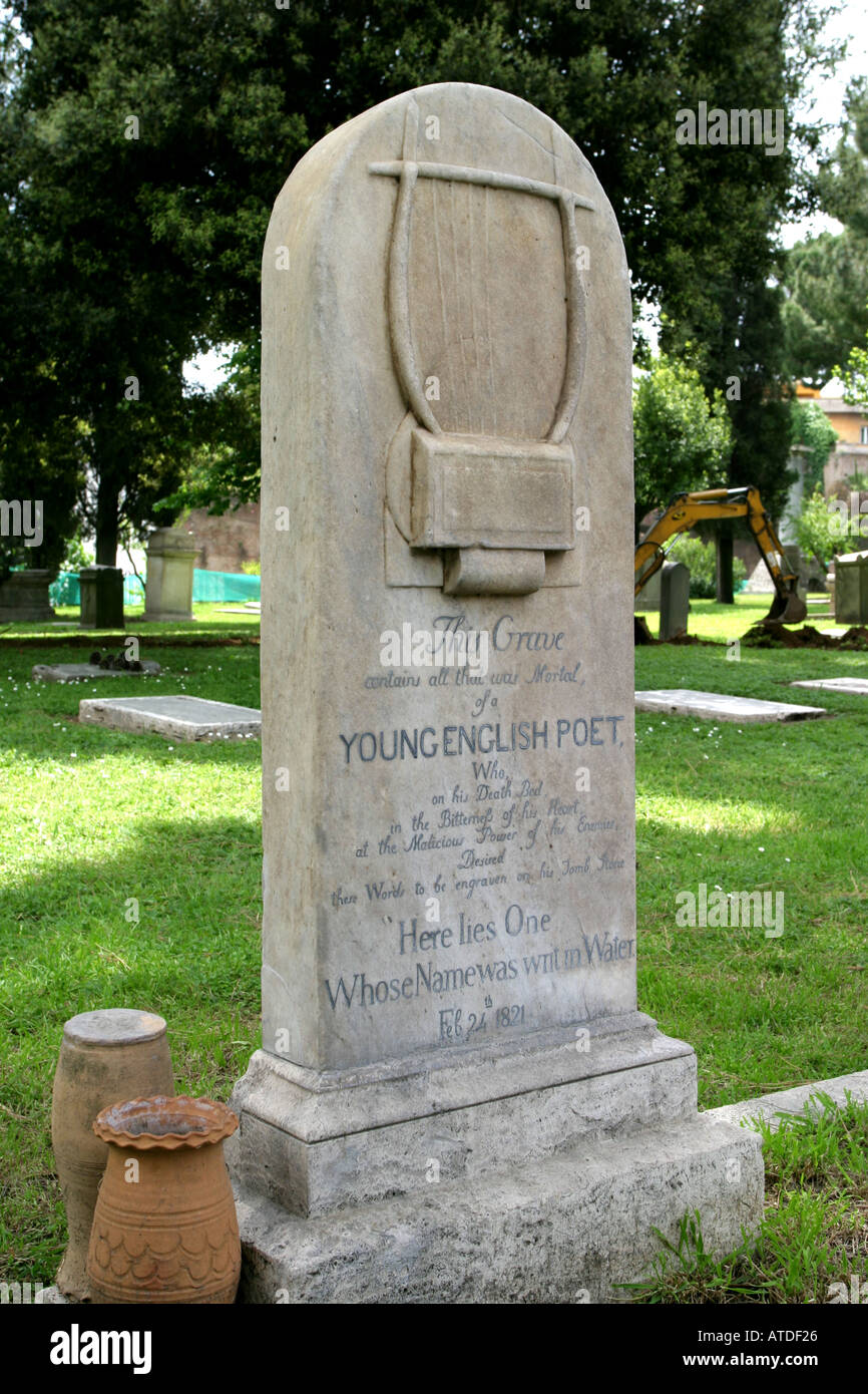 Grab von John Keats auf dem protestantischen Friedhof in Rom Italien Stockfoto