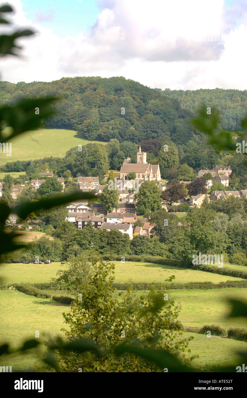 DAS DORF ULEY IN GLOUCESTERSHIRE UK Stockfoto