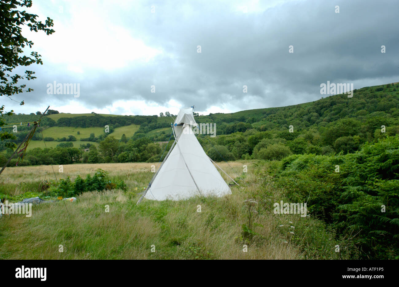 Tipi am Tipi Tal Cwmdu in der Nähe von Talley Carmarthenshire West Wales UK GB EU Stockfoto