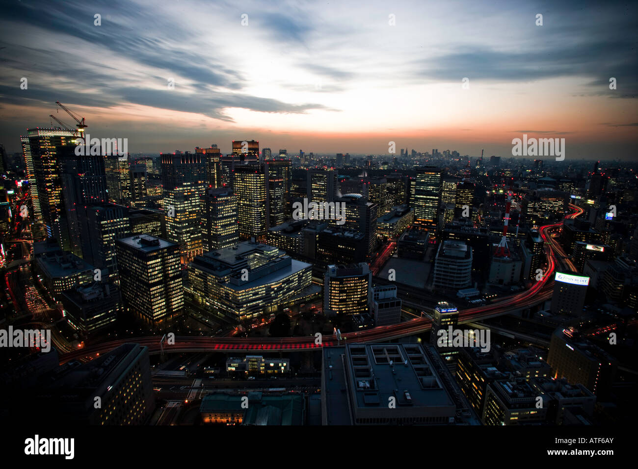 Abend Zeit Stadtbild von Tokio Hauptbahnhof Stockfoto