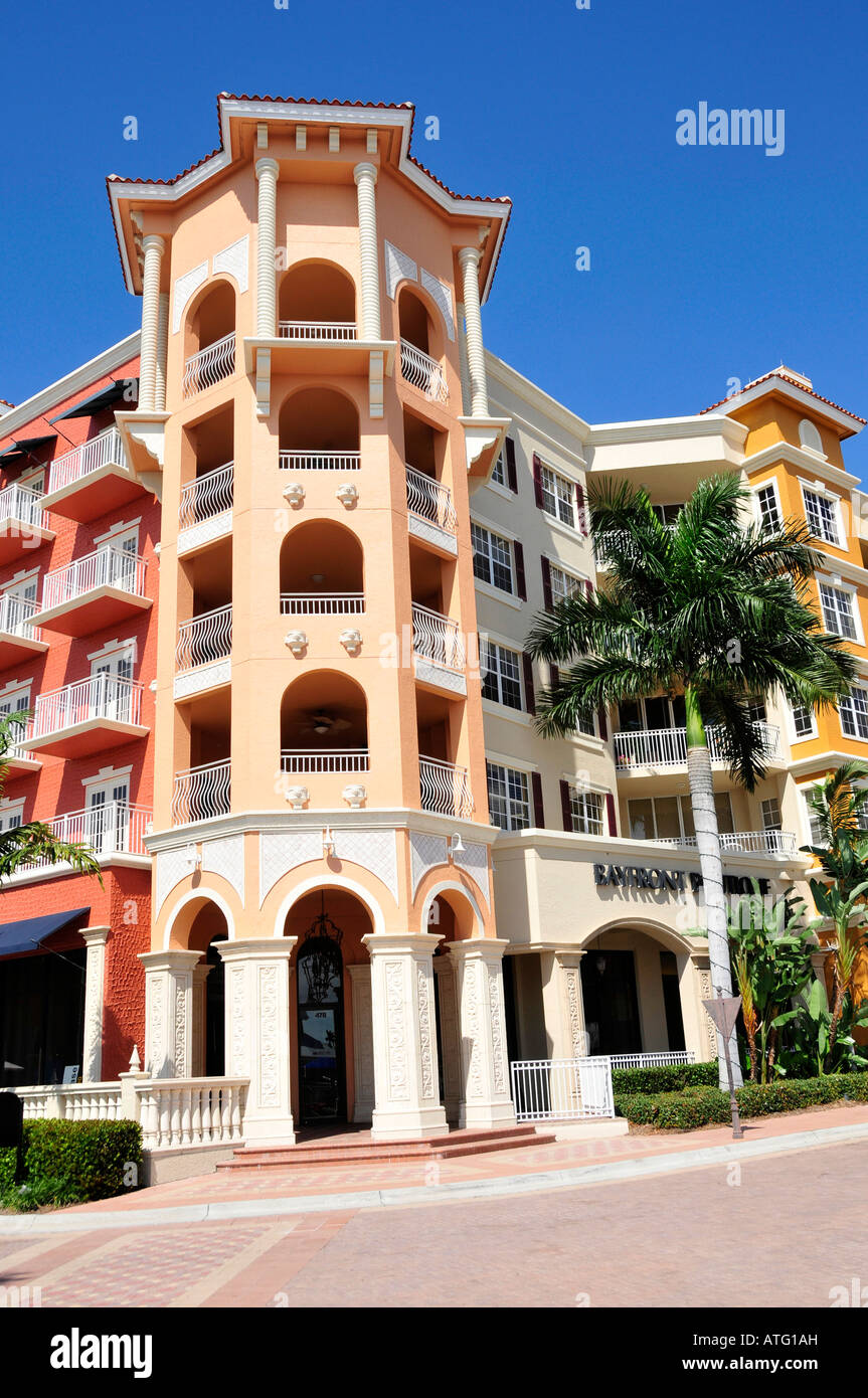 Naples, Florida Bayfront Einkaufs- und Wohnviertel Stockfoto