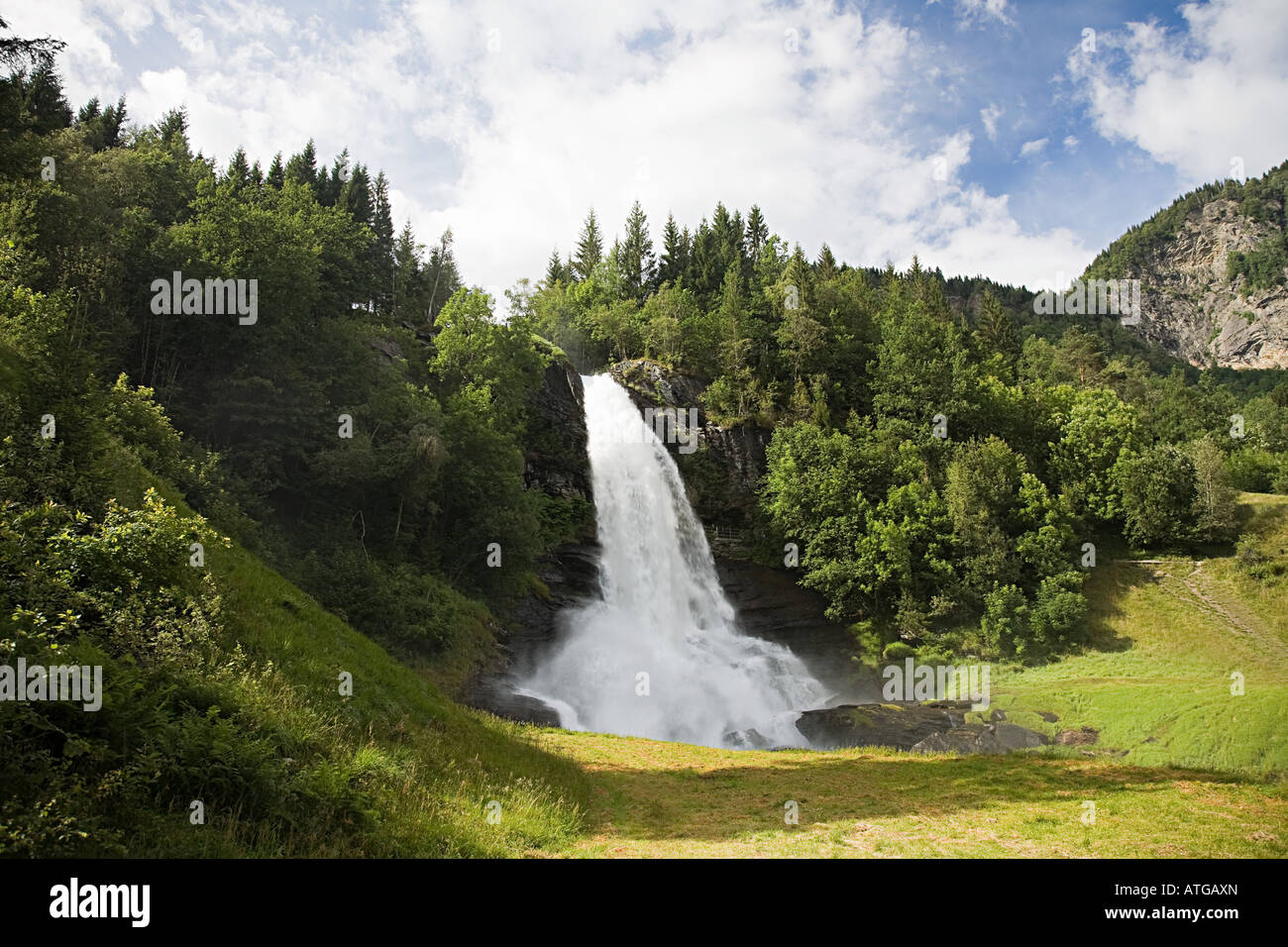Wasserfall in der Nähe von Flåm-Norwegen Stockfoto