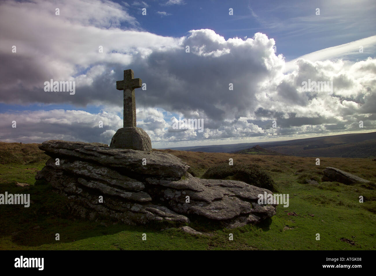 Steinkreuz auf Dartmoor Stockfoto