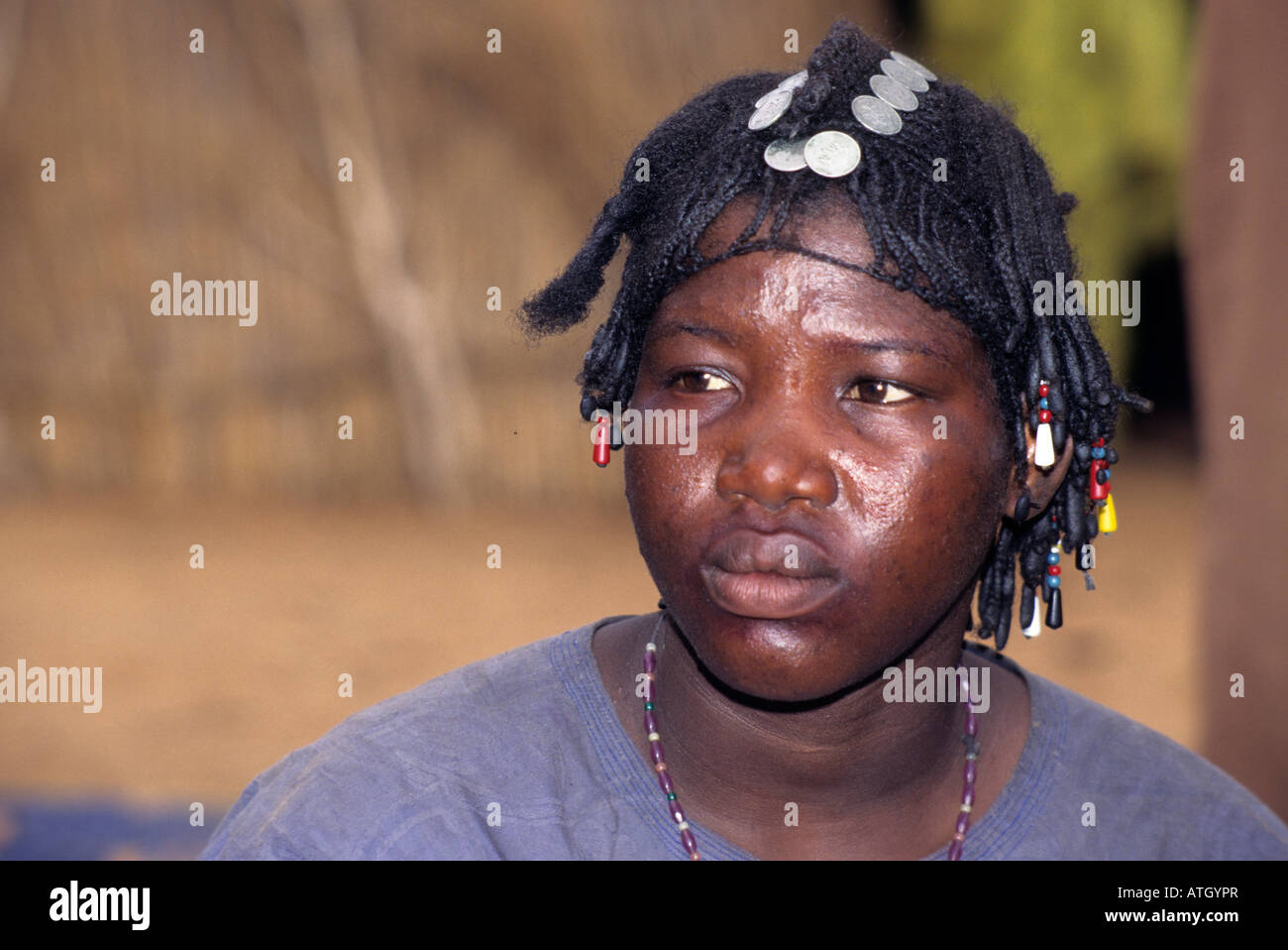 Bankilare, südwestliche Niger. Bella Frau Frisur. Bella sind traditionelle Sklaven der Tuareg. Stockfoto