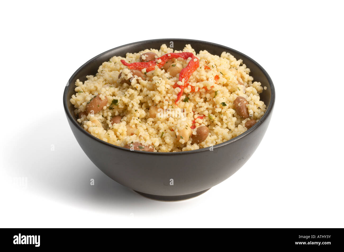 Cous Cous mit gebratenen Paprika Borlotti Bohnen, Kichererbsen und Petersilie Stockfoto
