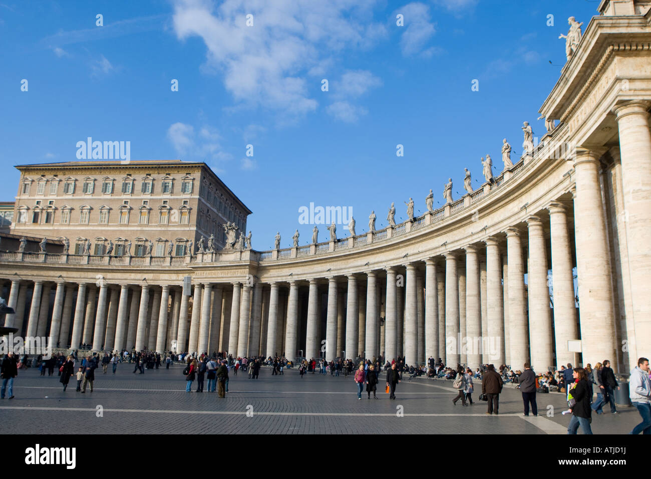 Anerkennende / Portico, St. Peter's Platz Piazza San Pietro, Vatican Stadt, Vatikan, Rom / Roma, Italien / Italia Stockfoto