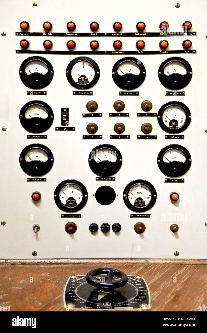 Instrumententafel für Niels Bohrs Zyklotron Stockfoto