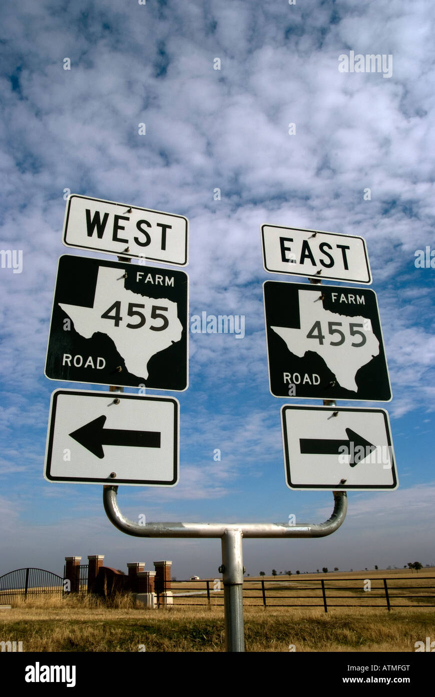 Texas Zustand 455 Ost West Straßenschild. Stockfoto