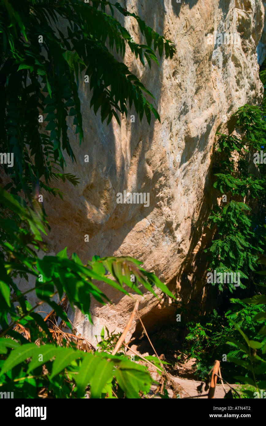 Die Sandstein-Klippen der Modoc Rock Shelter Stockfoto