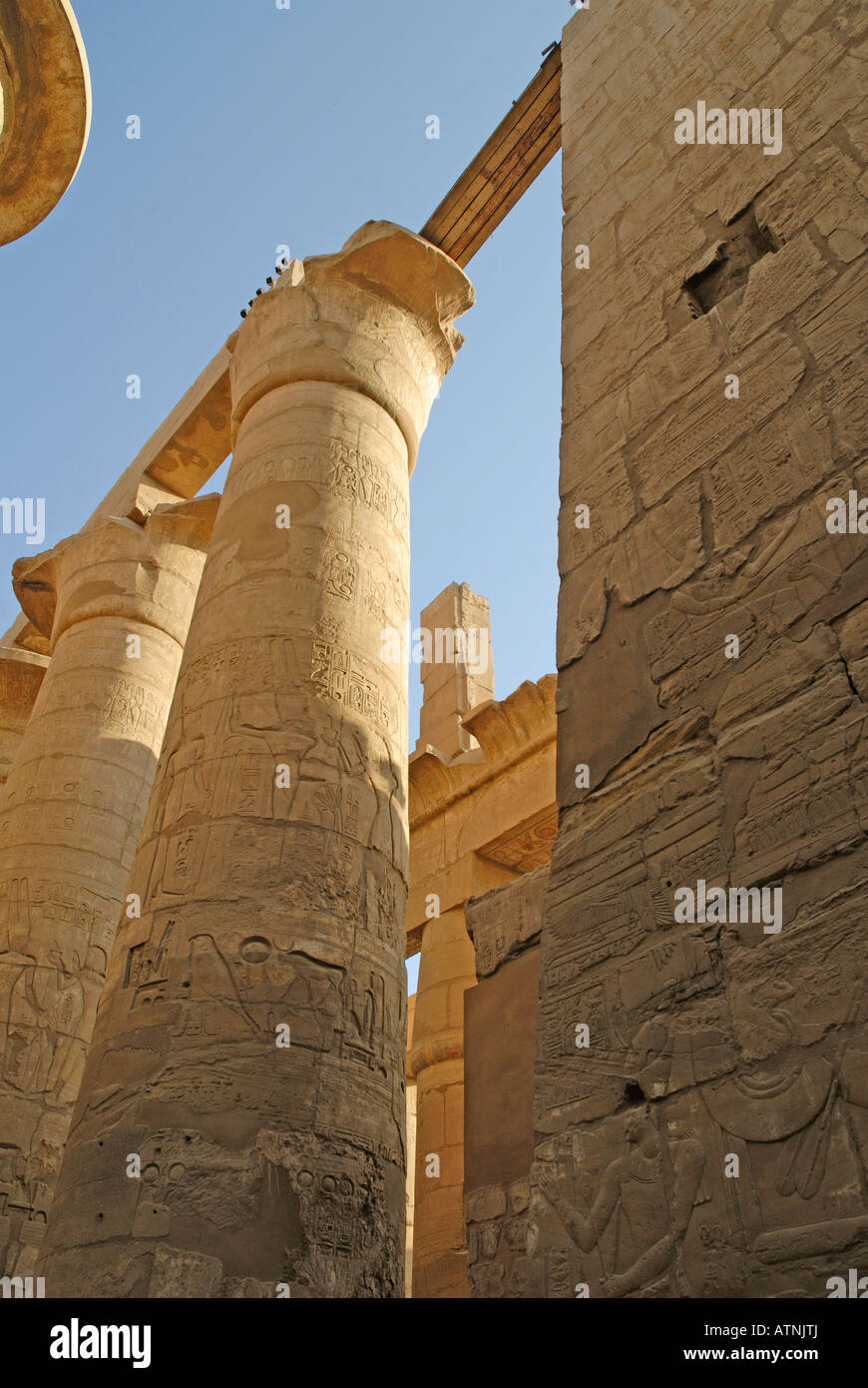 Säulenhalle im Karnak Tempel, Luxor, Ägypten Stockfoto