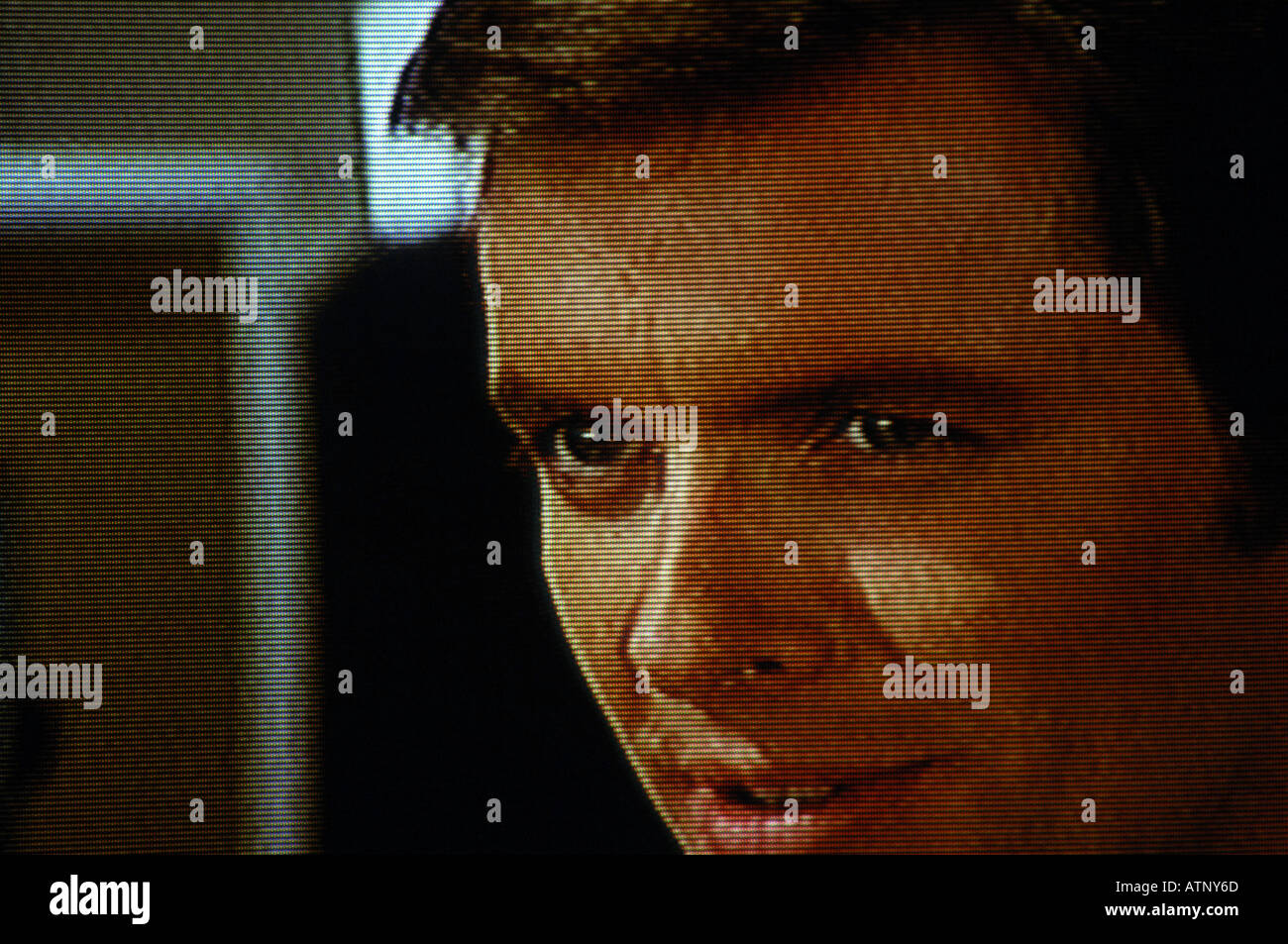 Saint, Simon Templar, Fernsehen, James Ogilvy, Bildschirm greifen, tv, Fernsehen, Fernsehen, Retro, 70er Jahre, Spion, Thriller, Espion Stockfoto