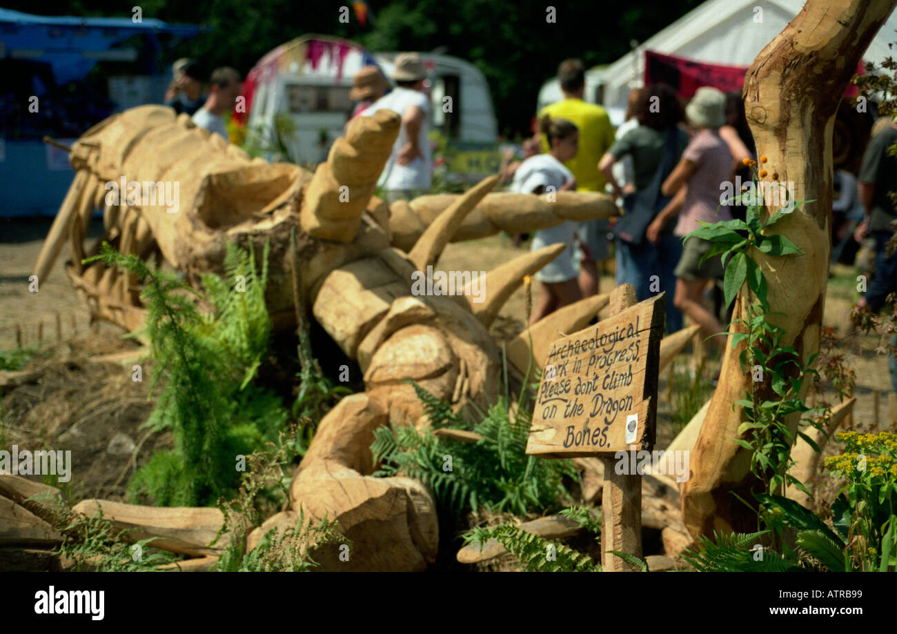 Drachen Skulptur Glastonbury Festival 2003 Stockfoto