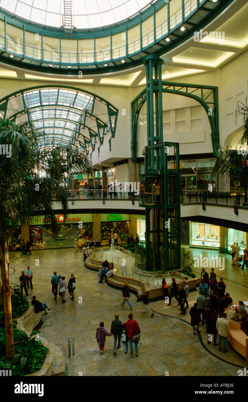 Einkaufszentrum CentrO / Oberhausen Stockfoto