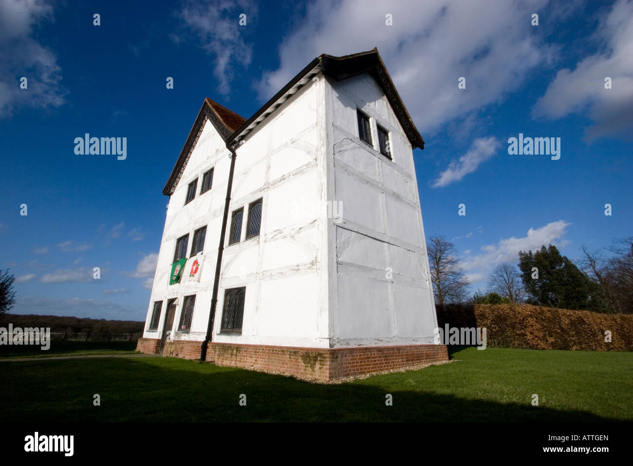 Queen Elizabeth Hunting Lodge, ein ehemaliges Jagdschloss, das zum II. Grades gehört und heute ein Museum ist, am Rande des Epping Forest Chingford, der Grenze zu London Essex Stockfoto
