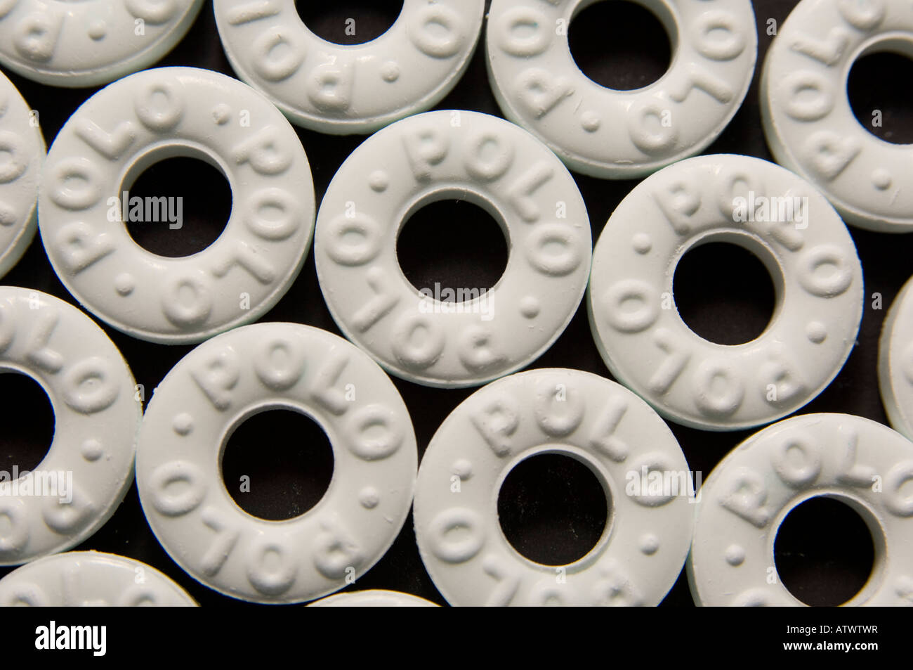 POLO die Minze mit Loch klassische Runde kreisförmige britische weiße süße Süßwaren Stockfoto