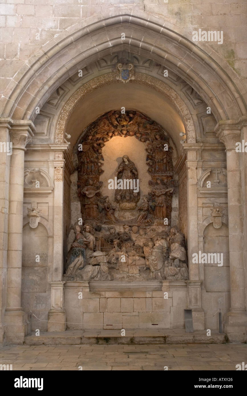 Schrein in Mosterio de Santa Maria de Alcobaça Portugal Stockfoto