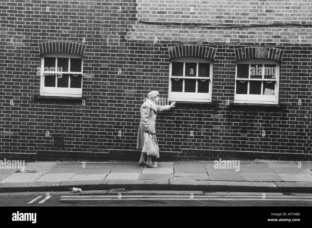 1980 kleine alte Dame Richmond Stockfoto