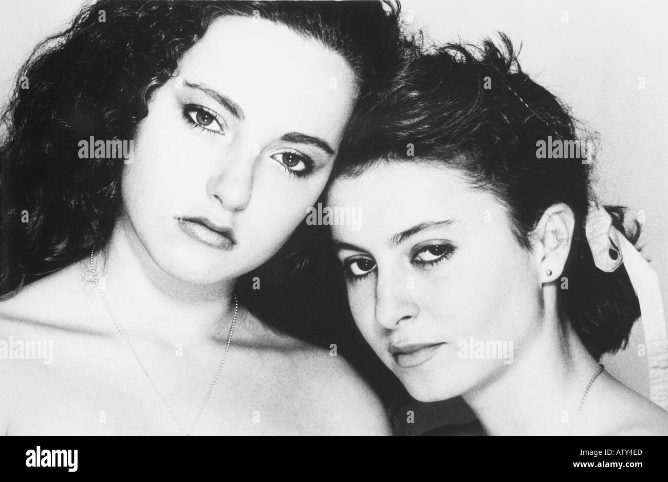 1980 Schwestern Acushla Aviva Stockfoto