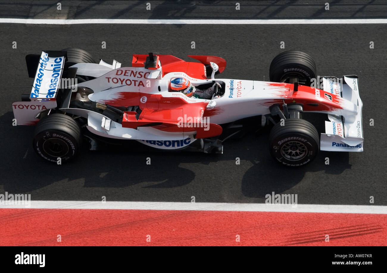 Timo GLOCK im Toyota TF108 Rennwagen während der Formel-1-Tests Sitzungen im Februar 2008 Stockfoto