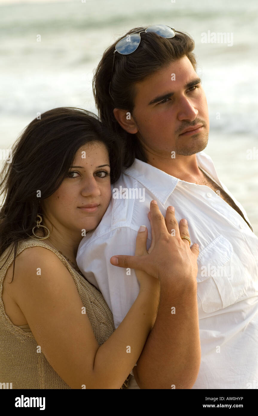 Ethnische paar am Meer Stockfoto