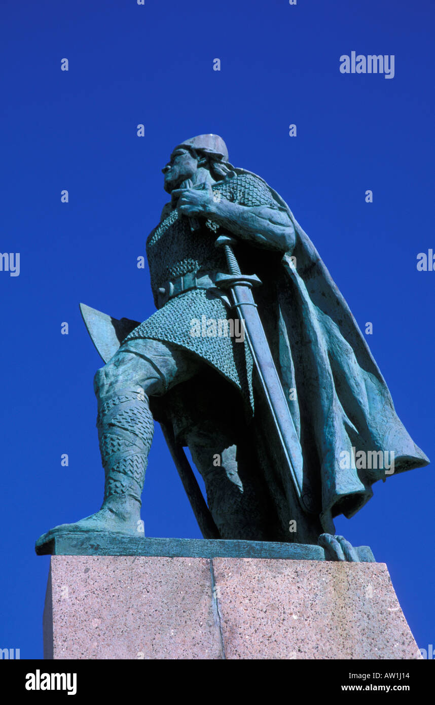 Leifer Ericsson Statue des Sohnes von Island, Kirche von Hallgrímur Reykjavik Kathedrale. Stockfoto