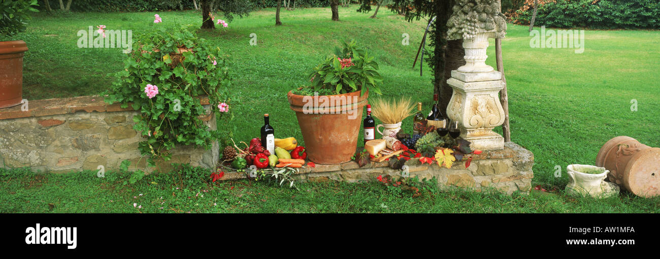 Wein und Speisen der Chianti-Region der Toskana in privaten Anwesen in Italien Stockfoto