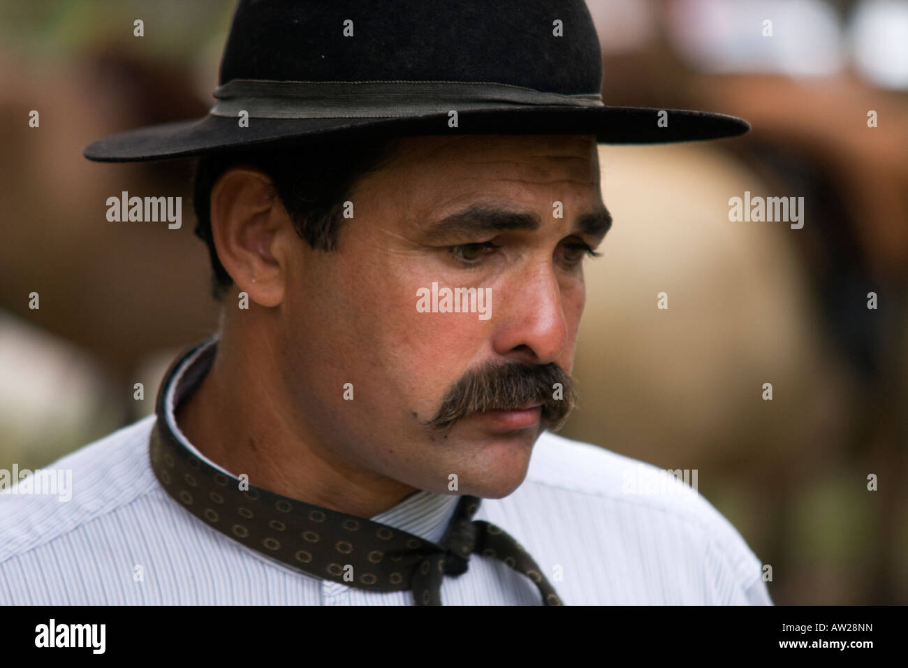 Ein Porträt von ein Gaucho genommen in der Stadt San Antonio de Areco Provinz Buenos Aires Argentinien Stockfoto