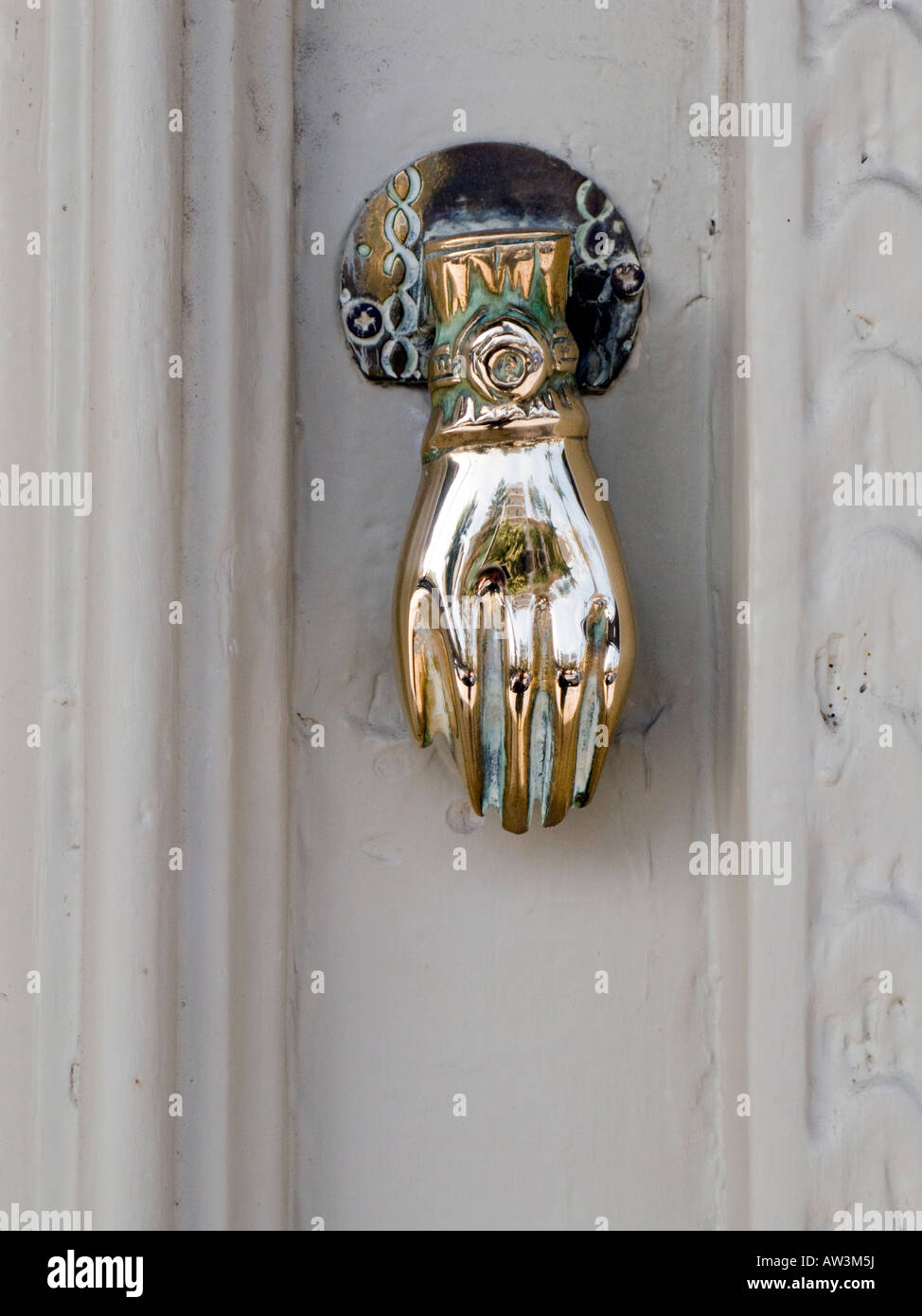 Hand der Fatima Door Knocker Chania Kreta Griechenland Stockfoto