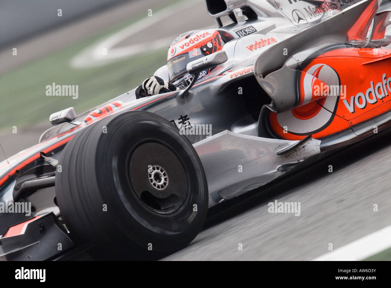 Heikki Kovalainen FIN im McLaren-Mercedes MP4-23 Rennwagen während der Formel-1-Test-Sitzungen auf dem Circuit de Catalunya Stockfoto