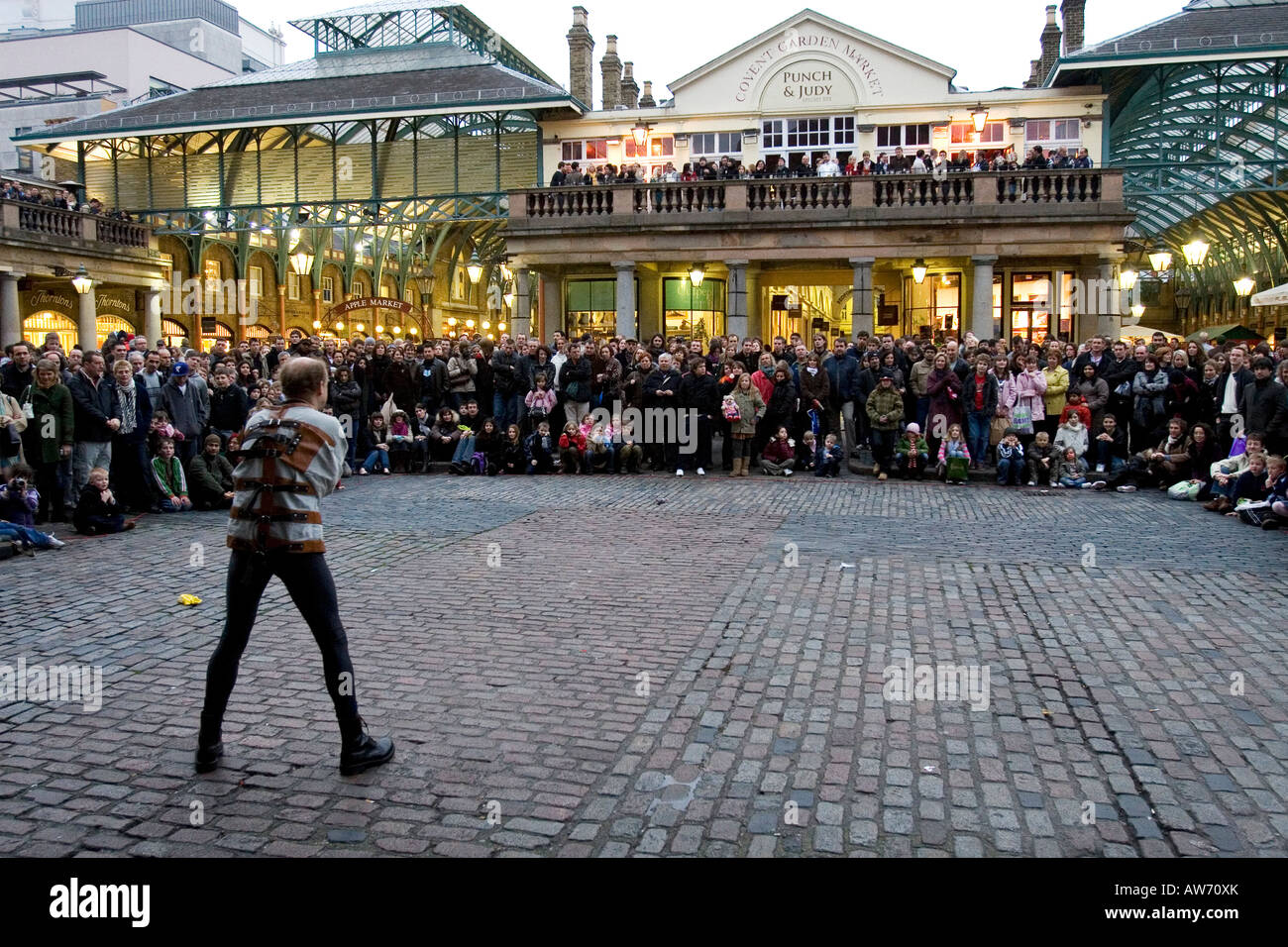 Straßentheater an Covent Garden Market, London Stockfoto