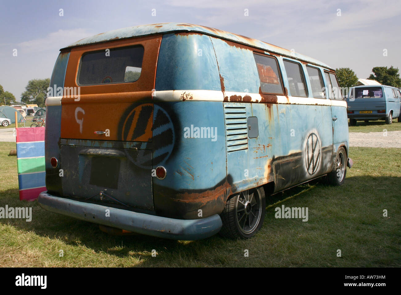 Diese Volkswagen Kombi Camper Van ist ein Utility-Vehicle, die Klassiker und Kult-Status erreicht hat und ist reif für Restaurierung Stockfoto