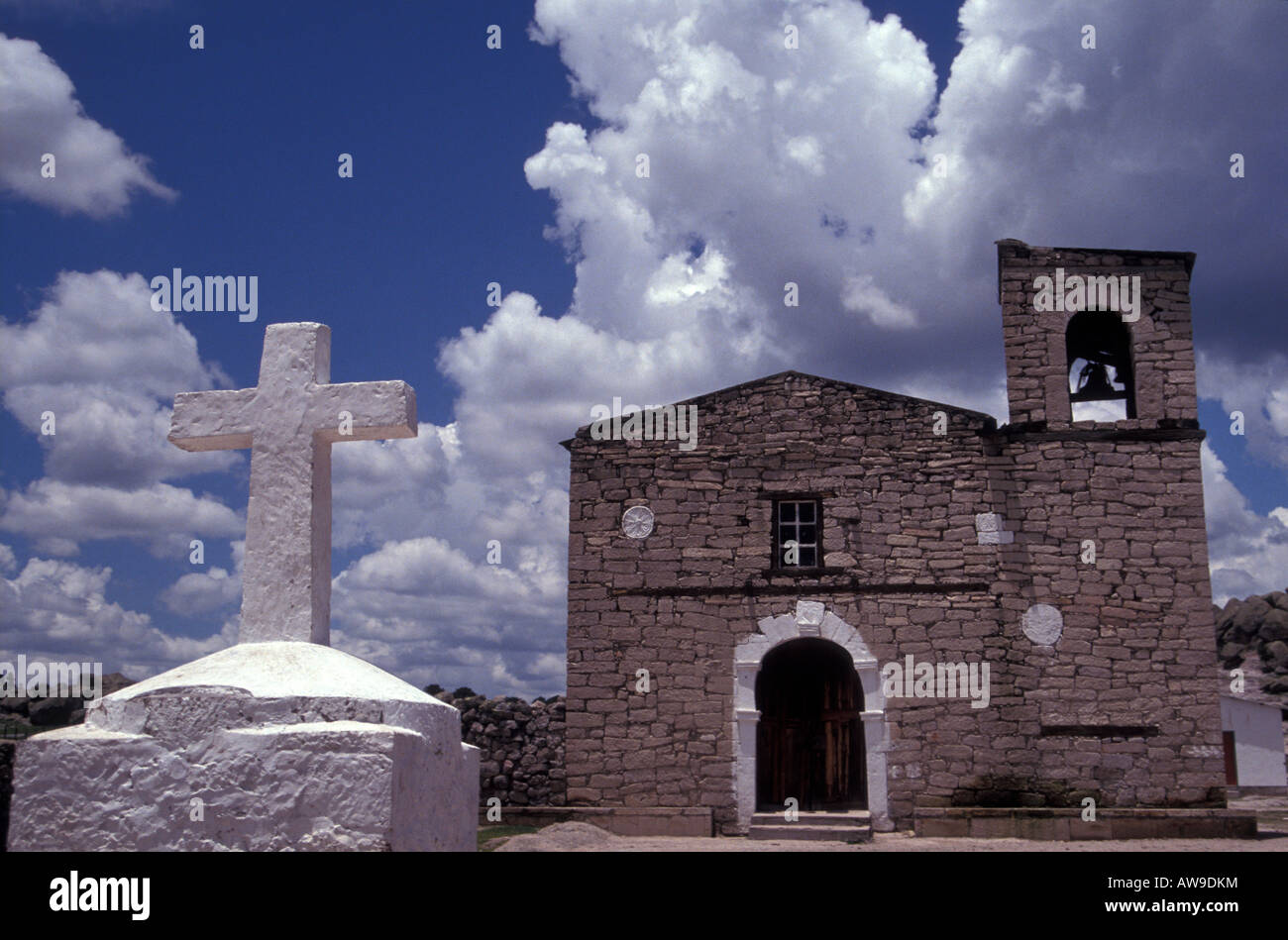 Jesuit Mission der Kirche in die Tarahumara Dorf von San Ignacio in der Nähe von Creel, Copper Canyon, Chihuahua, Mexiko Stockfoto