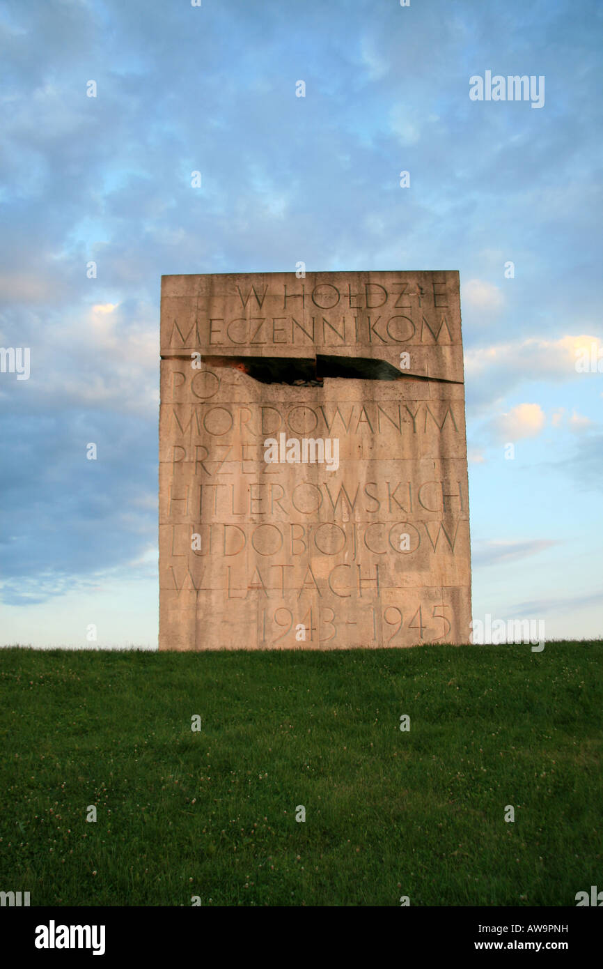 Eine kleine Gedenkstätte an der ehemaligen NSWorkcamp in Plaszow