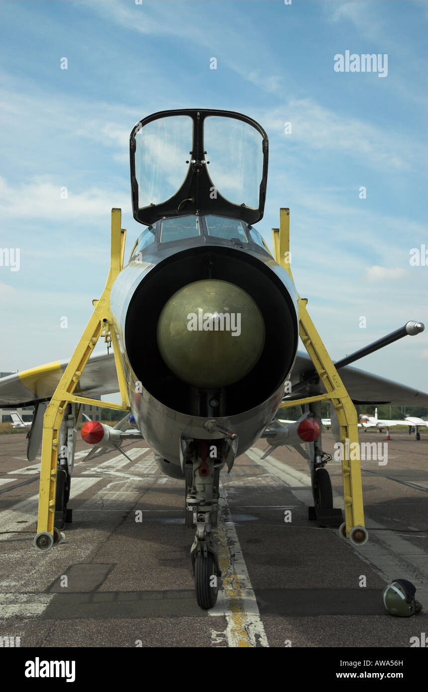 English Electric Lightning T5 auf Asphalt Stockfoto