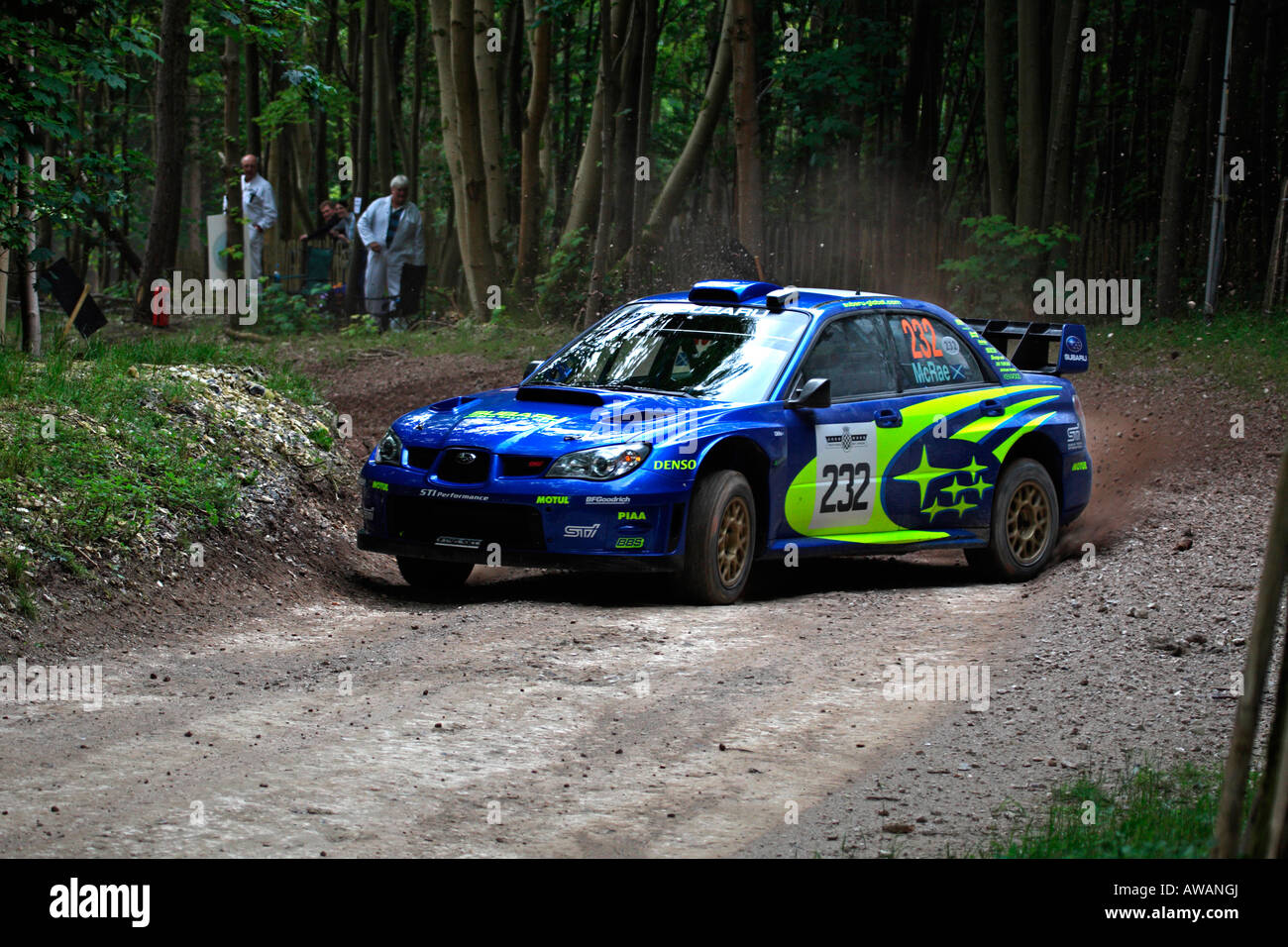 Colin McRae Subaru Impreza Rallyeauto Kurvenfahrt Goodwood Festival Of Speed Stockfoto