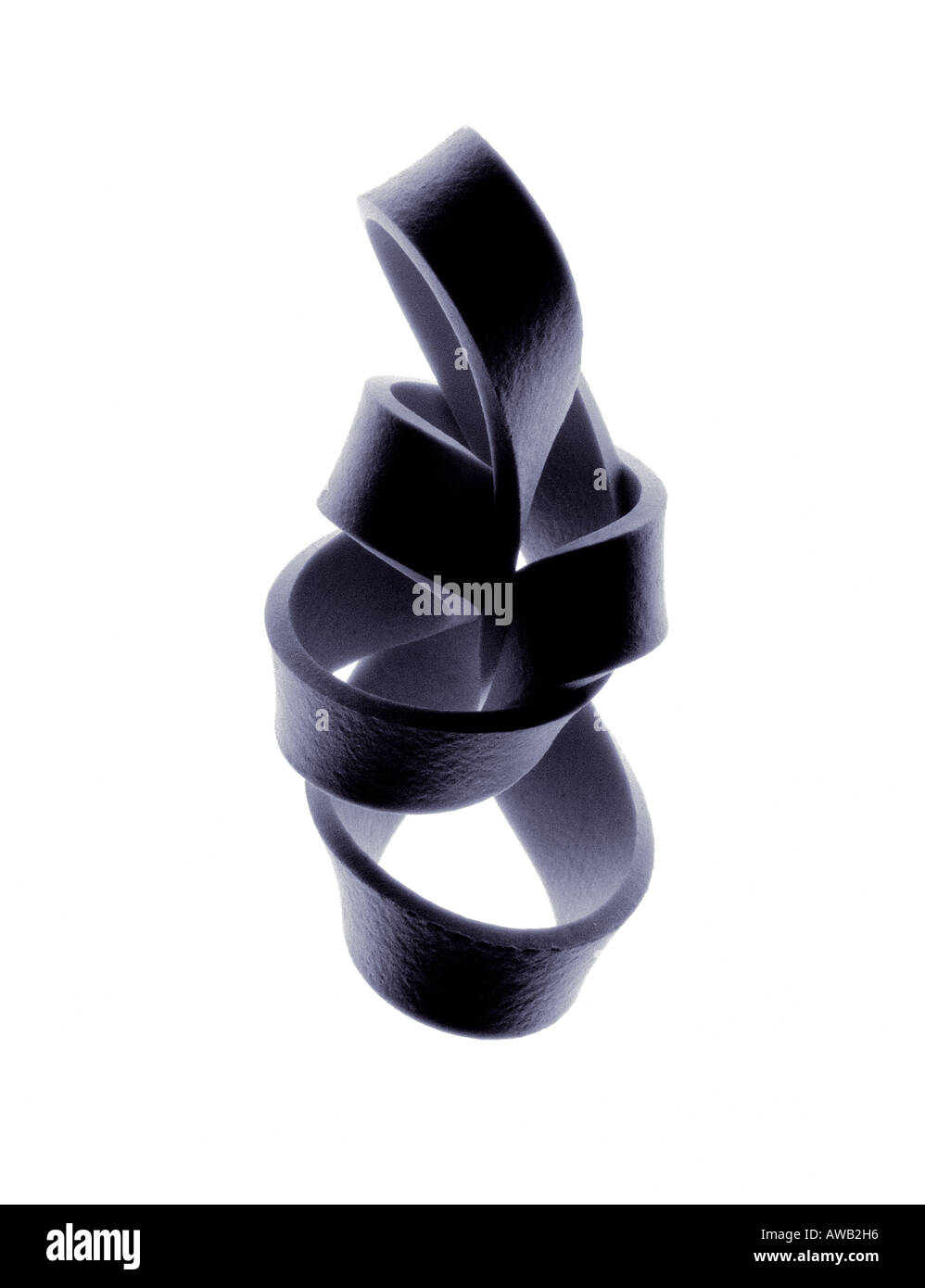 Ein ausgeschnittenes Schuß aus einem verdrillten Gummiband Stockfoto