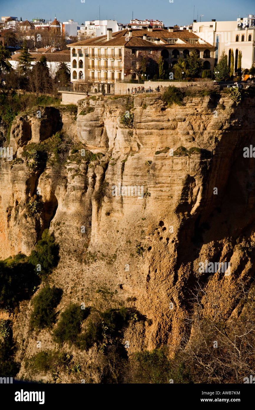 El Tajo Schlucht teilt die Stadt Ronda Spain in neuen und alten Städten Stockfoto