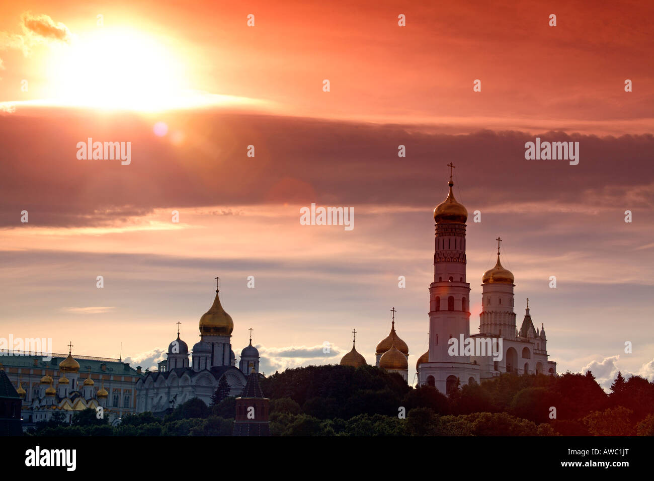 Russland, Moskau, Kreml, Iwan der große Glockenturm, Sonnenuntergang Stockfoto