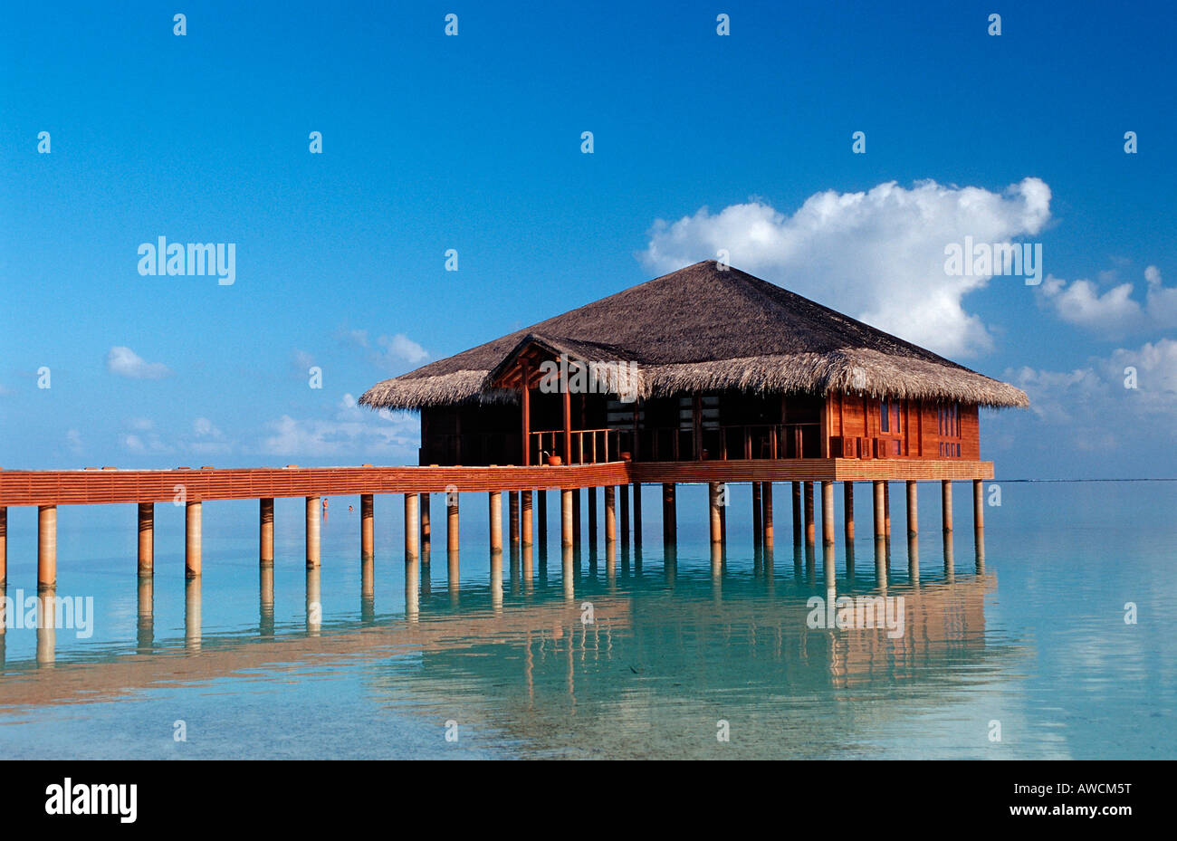 Waterbungalow auf maledivische Insel Malediven Indischer Ozean Medhufushi Meemu Atoll Stockfoto